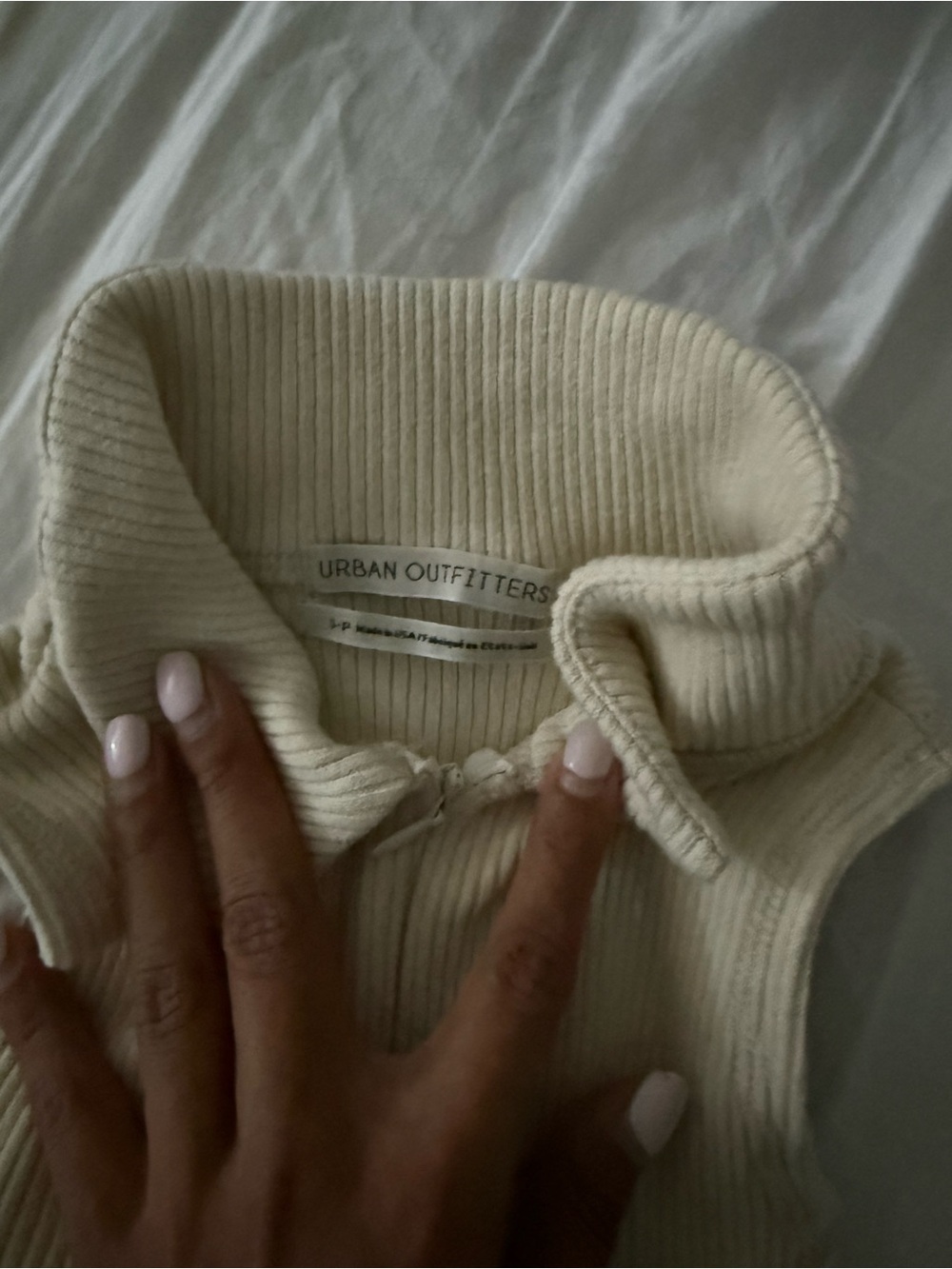 Urban Outfitters Cream Ribbed Zip Mock Neck Sweater Tank
